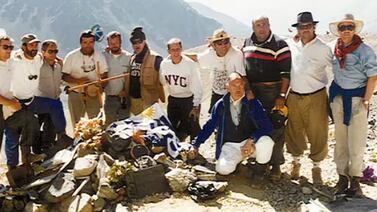 Uno de los sobrevivientes de la tragedia de Los Andes es acusado por acosar a jóvenes