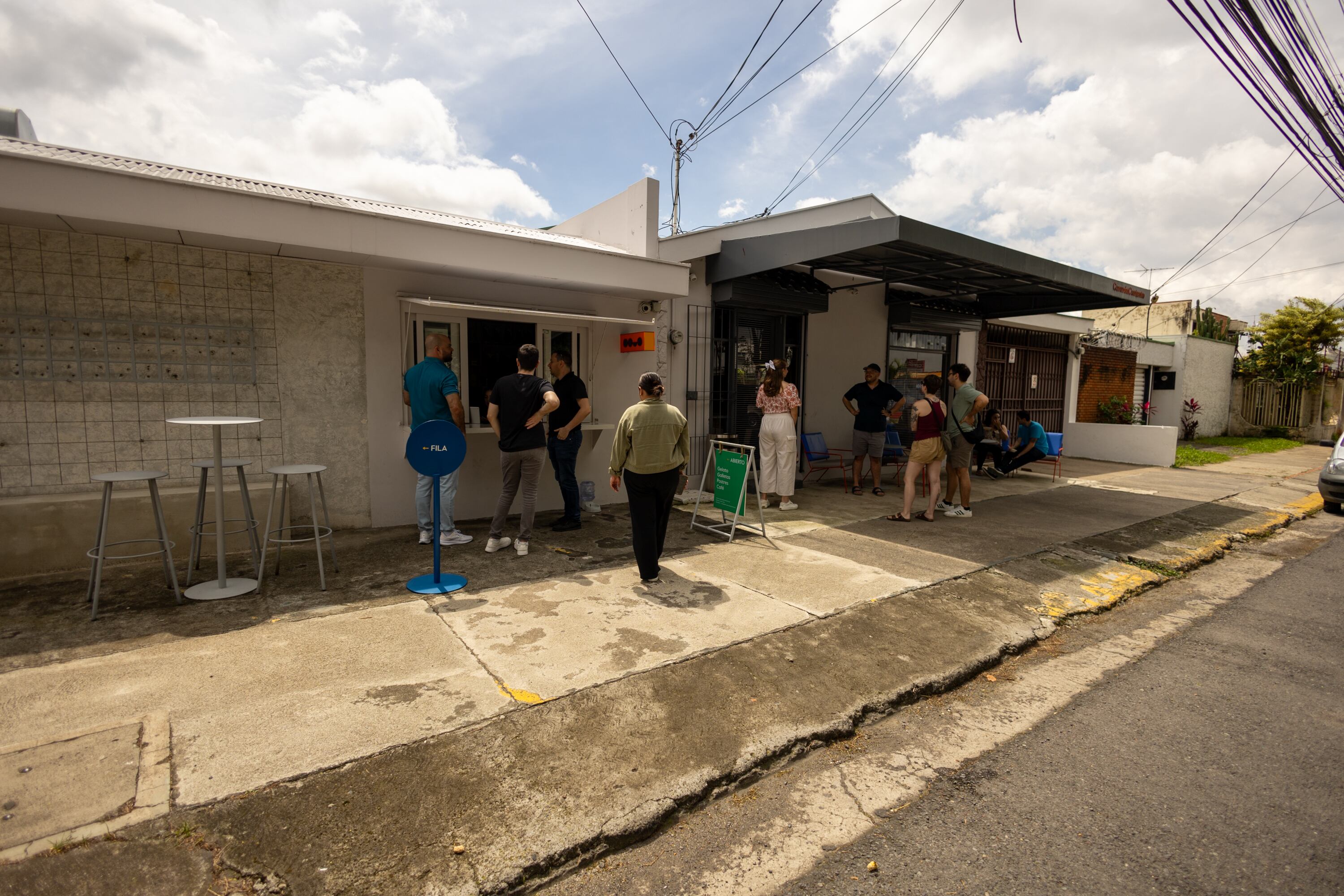 16/08/2024, San Jose, Rohrmoser, entrevista con Paulina Acuña y Humberto Ling, propietarios de Corazón Contento, para hablar del Gelato de Jocote.
