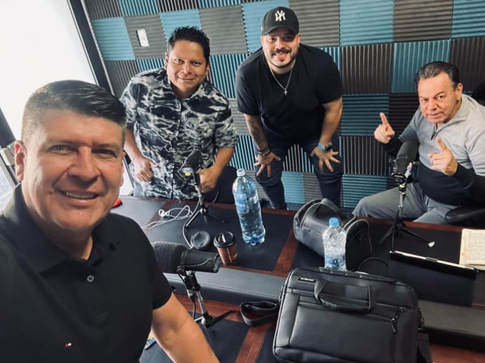 El Manicomio de la risa, de radio Omega