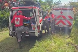 Carro cae a guindo de 150 metros y testigos escuchan desgarradores gritos desde el fondo