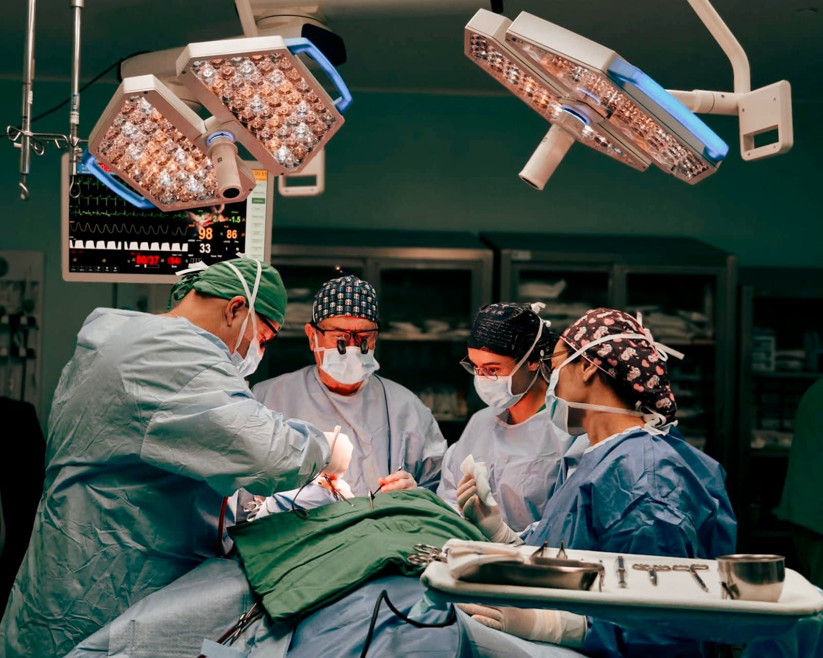 Por primera vez en la historia del país, la Caja Costarricense de Seguro Social (CCSS) le implantó a un paciente una prótesis craneal personalizada, la cual fue diseñada y fabricada por la misma institución usando tecnología de impresión 3D.