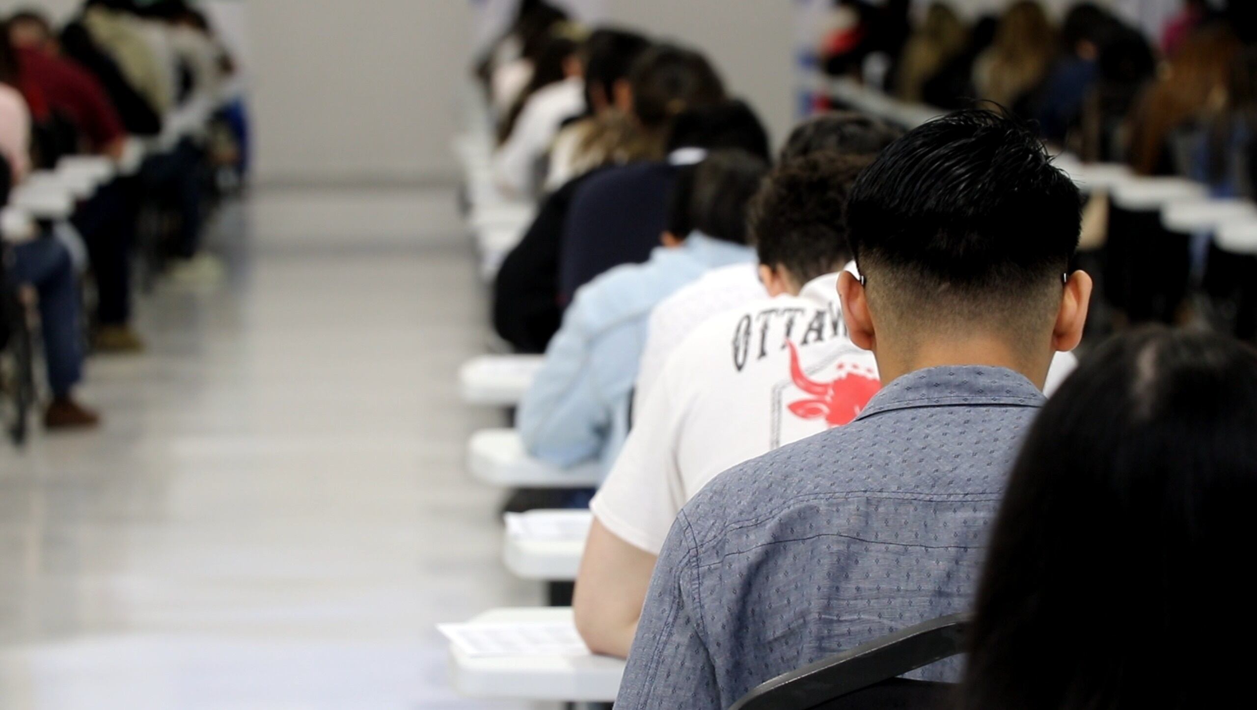 De acuerdo a los datos oficiales del Colegio de Médicos, 6 de cada 10 doctores que hicieron el examen lo ganaron. Esta prueba se llama Examen de Conocimientos Médicos de Costa Rica (ECOM-CR); el examen lo hicieron el pasado enero del 2024.