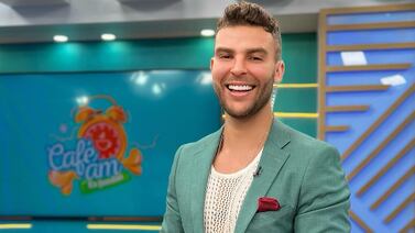 Modelo y presentador de TV, Jesse del Valle, no la tiene fácil en Guatemala