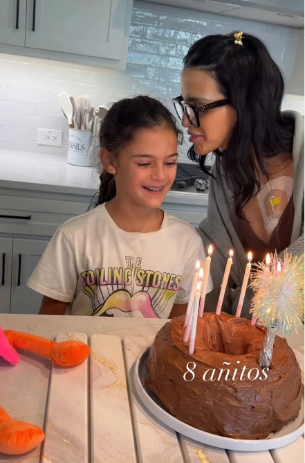 Lynda Díaz y sus hijas Linda Liz y Nicole "Coco" Roper