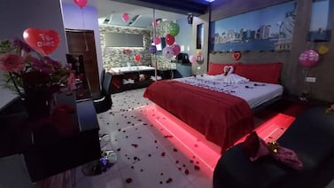 Esto pasará con el trabajo del profesor al que habrían sorprendido con una colegiala en un motel