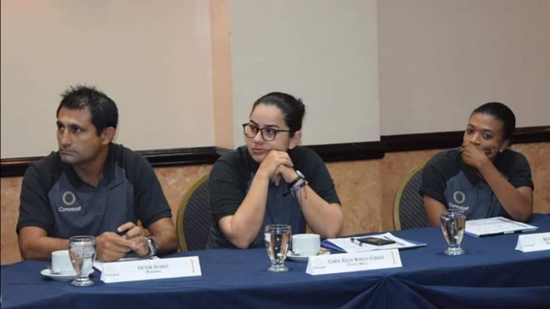 Karol Robles, entrenadora de Saprissa.