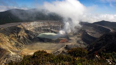 ¿Cuáles son los parques nacionales más visitados en Costa Rica?