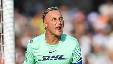 ¿Qué se hizo Keylor Navas en la cara? Doctor responde analizando fotos del antes y después del portero