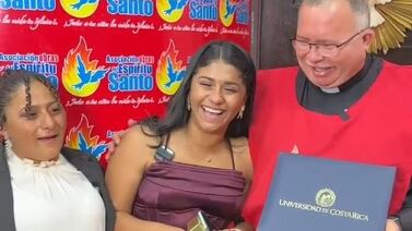 Muchacha que dedicó título universitario al padre Sergio: “Con Obras del Espíritu Santo aprendí a soñar”