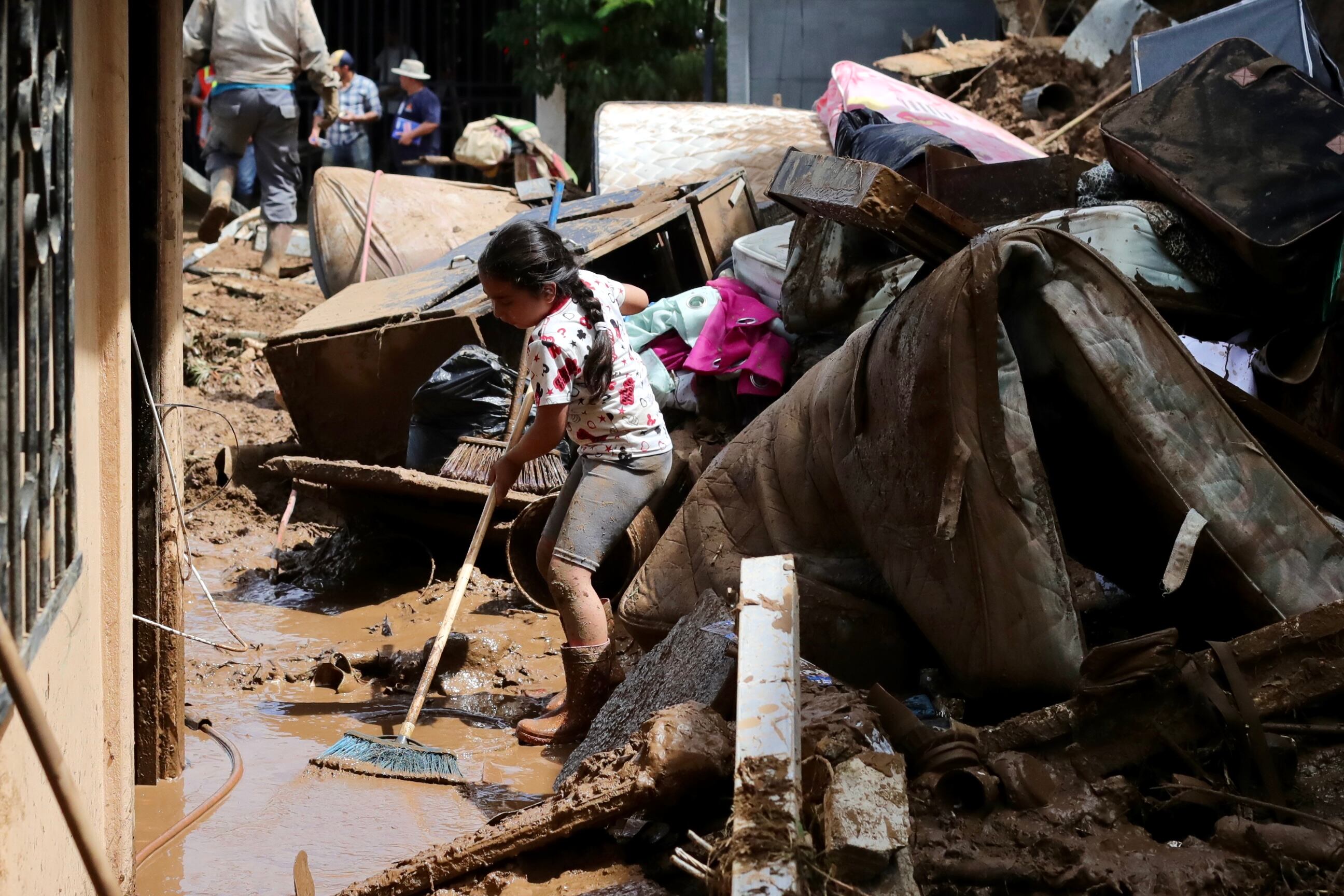 07/11/2023 Desastres en Tobosi de Cartago por las lluvias de ayer. Foto Alonso Tenorio
