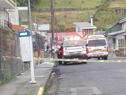 Discusión entre vecinos termina con la muerte de un joven de 28 años en Capellades de Alvarado, Cartago. Foto Keyna Calderón.