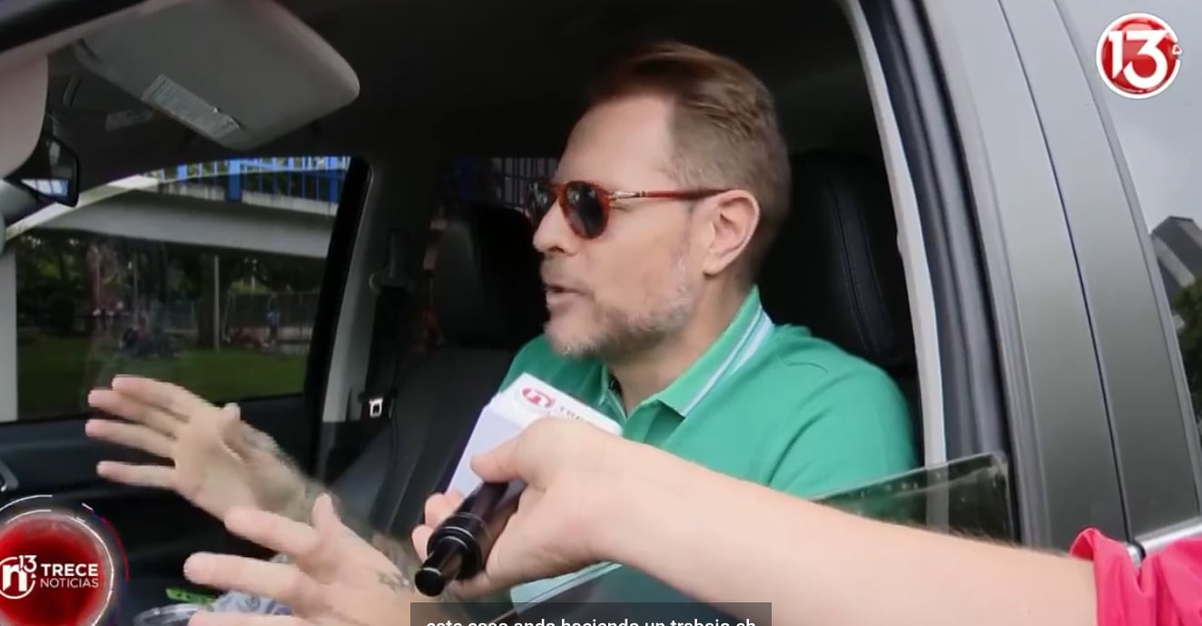 Mauricio Hoffmann, presentador de Teletica, detenido por la Policía de Tránsito.