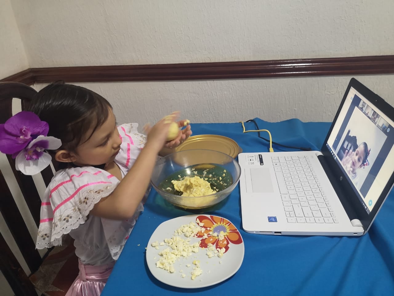 Lucía Perlaza Cascante del centro educativo Love at work international Christian School de Alajuelita, disfrutó de la Anexión de Guanacaste en la clase de preescolar de la profesora Mariana Vargas Mora
