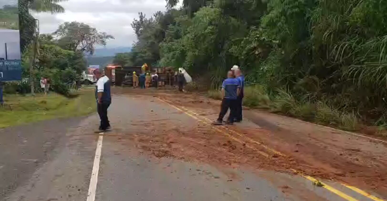 Adrián Umaña perdió ambas piernas en un accidente mientras manejaba una vagoneta.