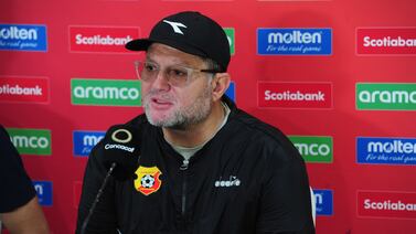 Herediano y Santos fueron víctimas de un arbitraje desastroso ¿A quién fregaron más?