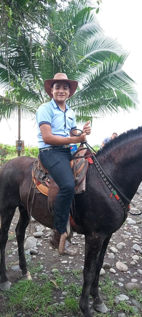 José Luis Gutiérrez Granados, de 15 años, murió golpeado por una rama en Siquirres. Foto: Cortesía Tatiana Granados para La Teja