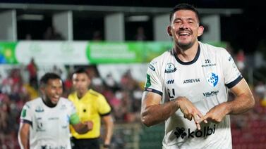 Douglas López le mandó un filazo con veneno a Greivin Mora, extécnico de Cartaginés