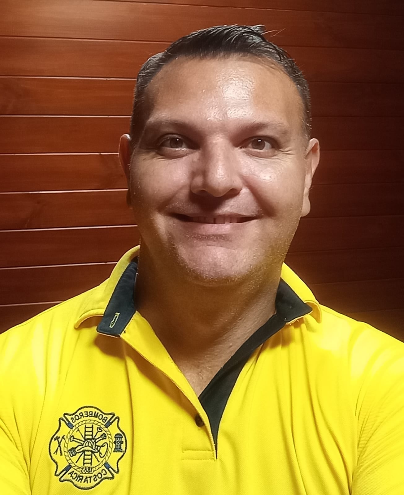 La Isla del Coco celebró el primer desfile de faroles de su historia este 14 de setiembre del 2024. Todos los faroles fueron hechos con material 100% reciclado y 100% encontrado en la propia isla.