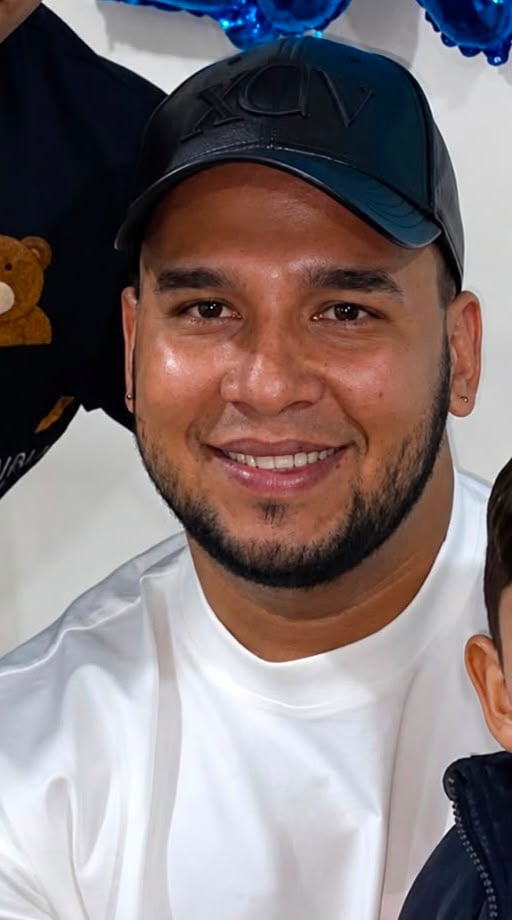 Sebastián Ocampo Arenas, de 31 años, perdió la vida cuando iba en moto y un carro que iba adelante de él hizo un viraje en U y en esta acción chocaron y luego lo atropelló en La Uruca, San José. Foto: Emperatriz Arena para La Teja