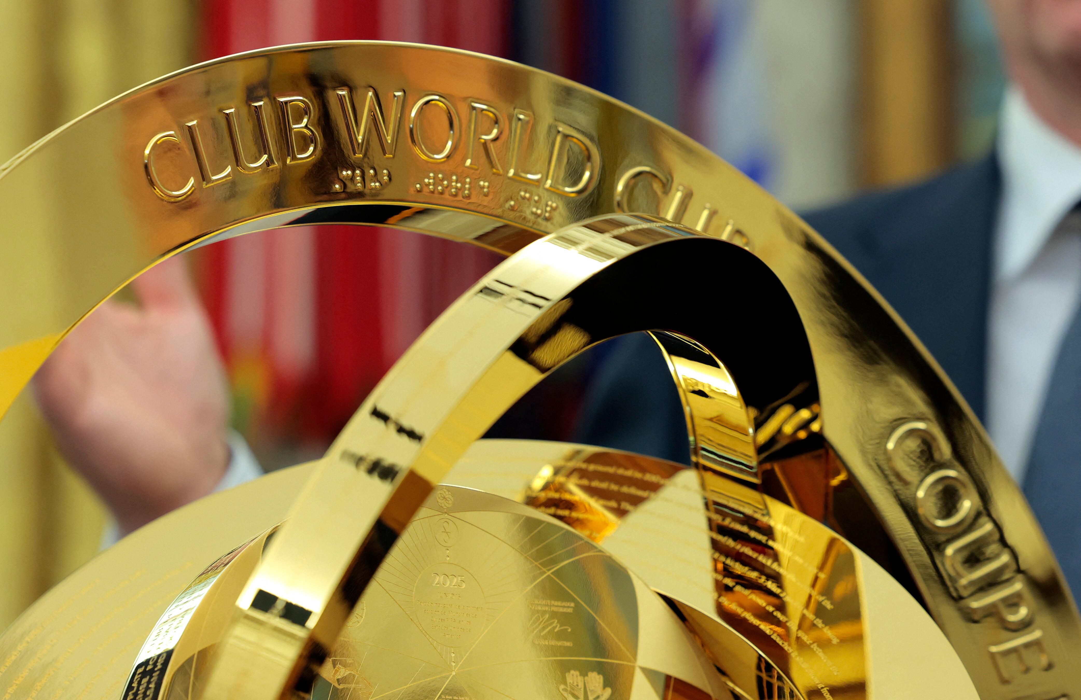 El trofeo del Mundial de Clubes tiene detalles que lo hacen diferente.