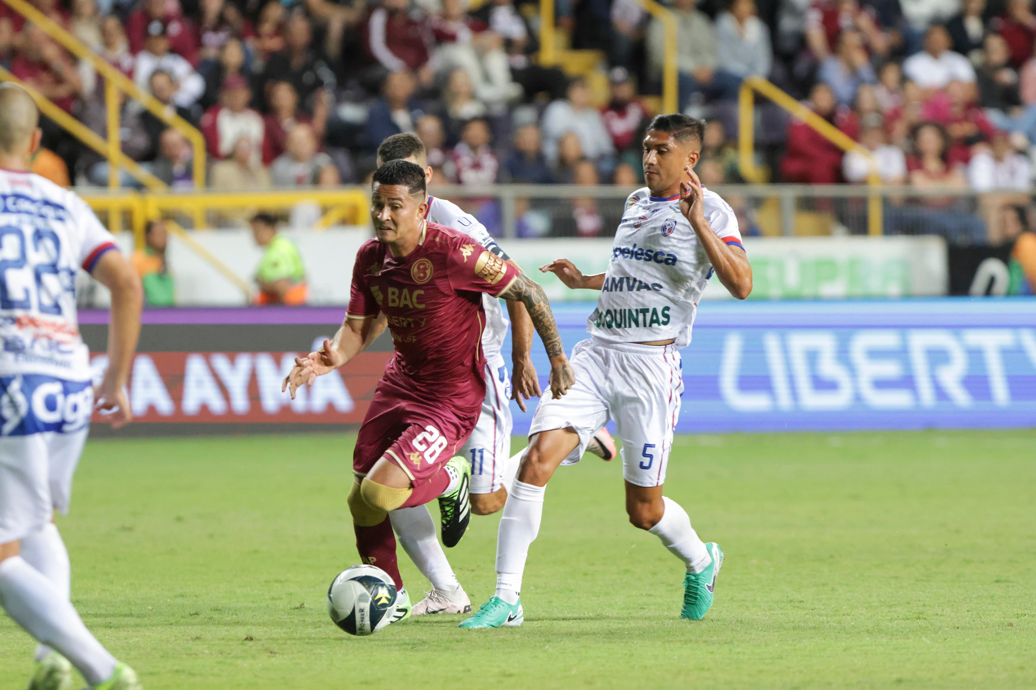Saprissa vs San Carlos