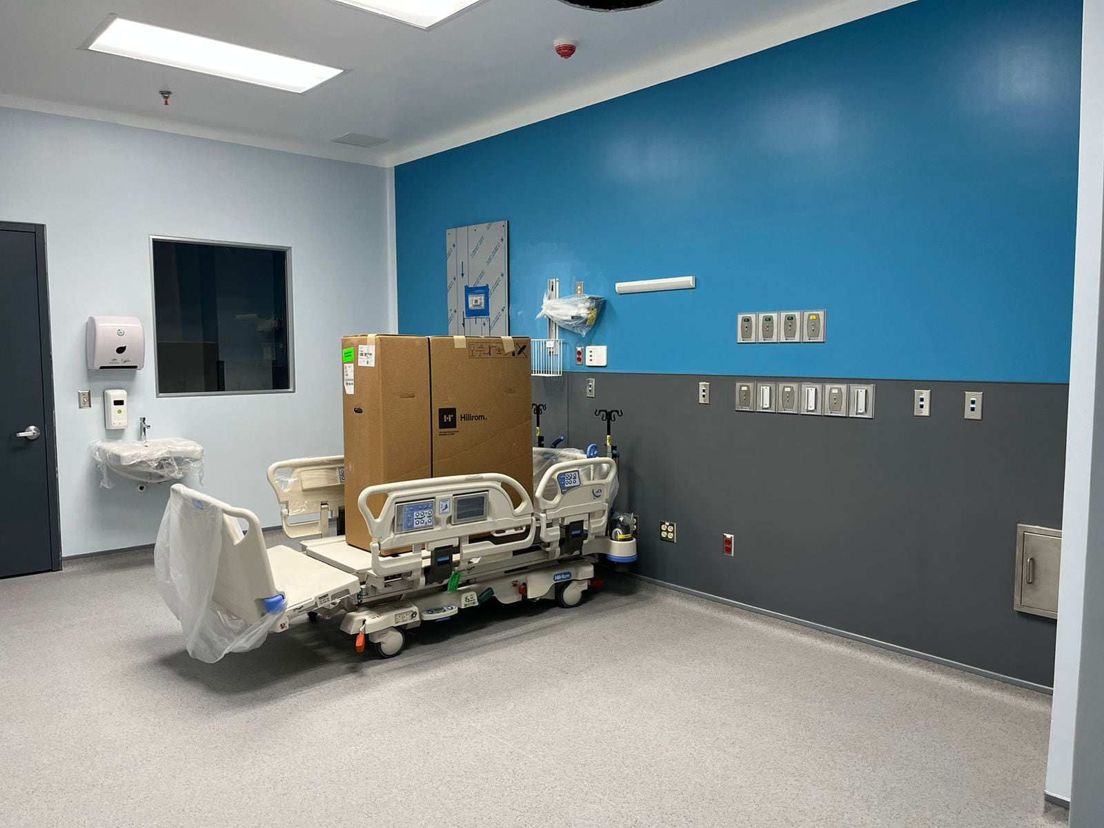 Al 1 de setiembre del 2023 la construcción del nuevo hospital Monseñor Víctor Manuel Sanabria Martínez, en Puntarenas, avanza a toda máquina