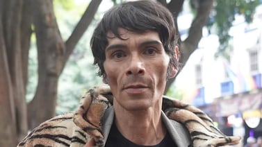 Hombre dejó el licor para hacerse influencer y su primer video conmovió a millones