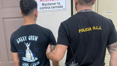 Jóvenes detenidos por asalto en pulpería tenían en sus casas ropa que usaron en atraco