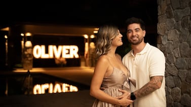 Esposo de Sharon Segura, responde con todo a ofensivo comentario que le hicieron sobre su aspecto físico