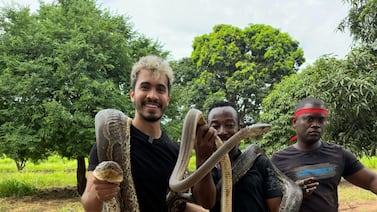 Araya Vlogs celebró su cumpleaños y por primera vez mostró a la mujer que le robó el corazón