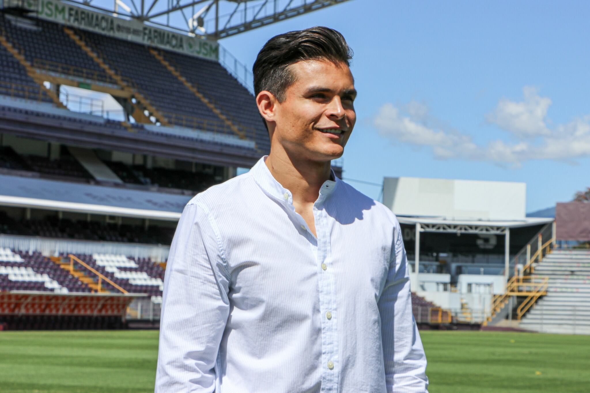 El delantero llegó a la "S" por dos torneos cortos. Prensa Saprissa.