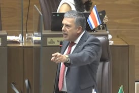 ¿Fue despedido Óscar Izquierdo contra criterio jurídico? Esto dice el AyA