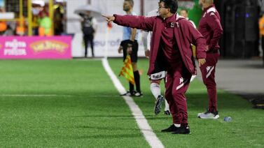 Saprissa da una noticia buena a su afición con la alineación y otra que no gustará tanto