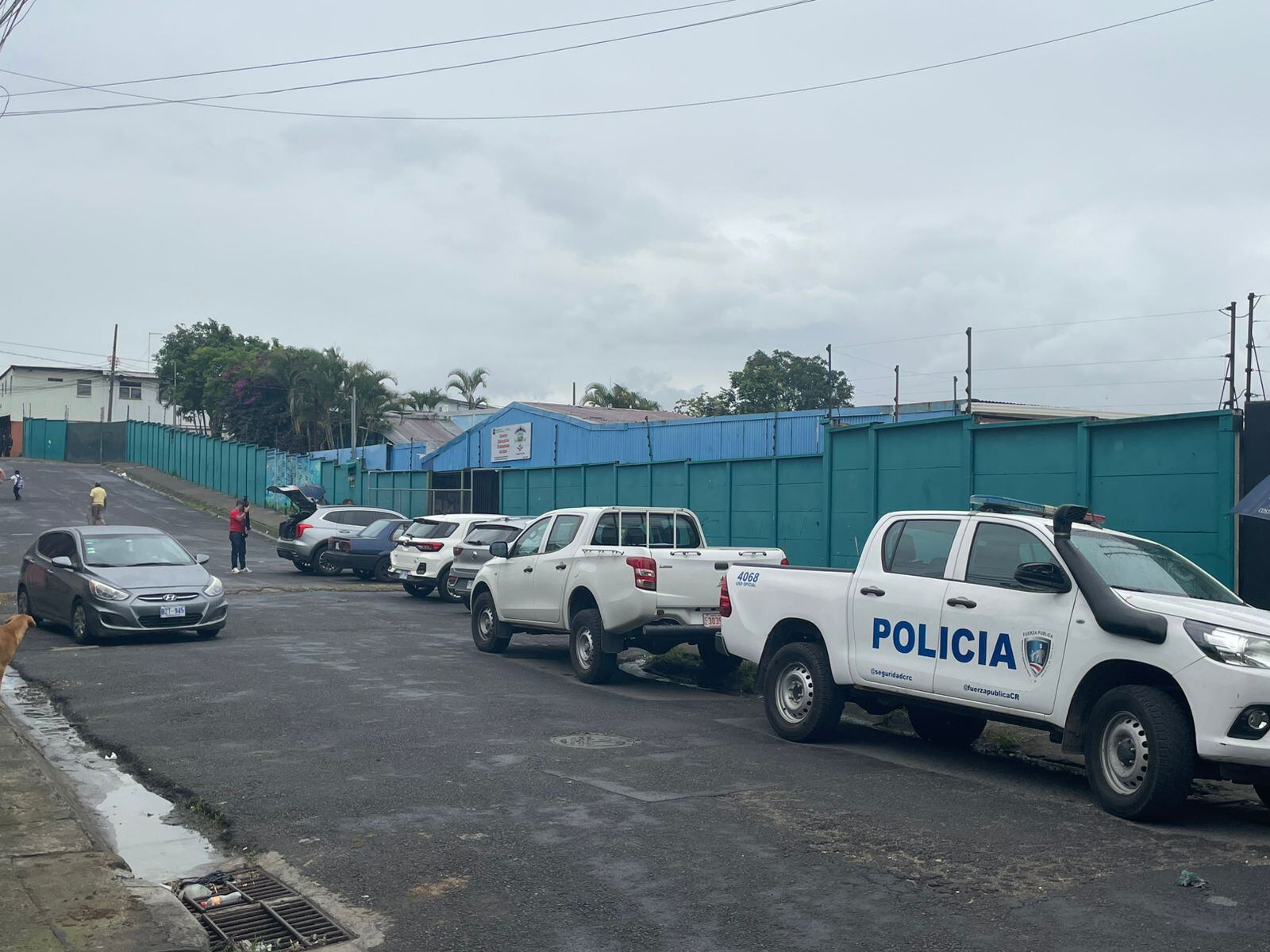 Joven de 14 años es asesinado en San Felipe de Alajuelita. Foto Silvia Coto exclusiva para La Teja.