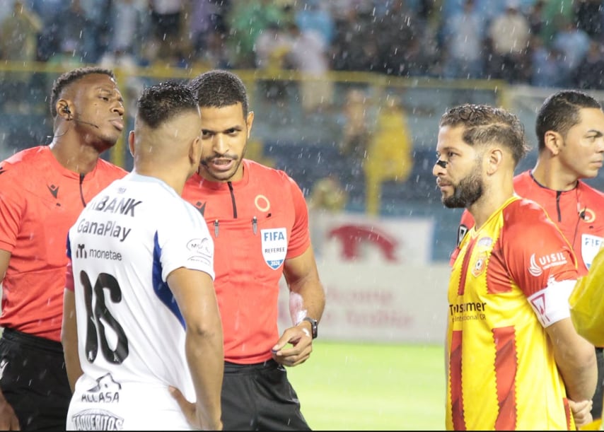 Elías Aguilar
Herediano
Copa Centroametricana
Alianza de El Salvador
Henry Romero
Fernan do Morón
Cortesía: Karla Salazar