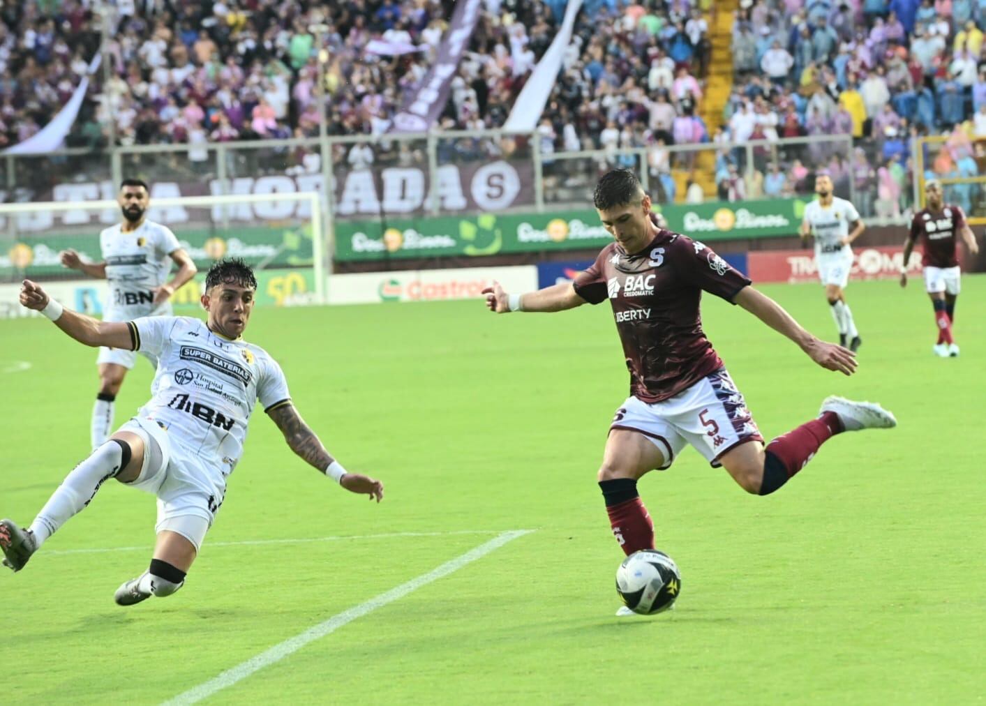 03/07/2024/ Saprissa vs Liberia / Foto Albert Marín