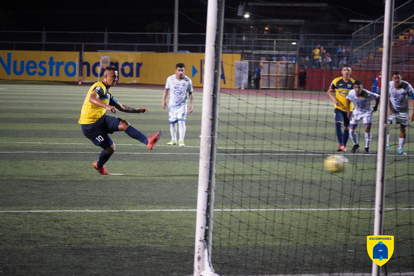 Semifinales de la Liga de Ascenso. Facebook.
