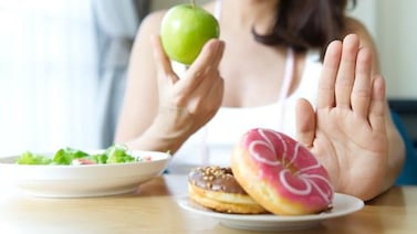 ¿Armó su dieta con consejos de las redes sociales o IA? Expertos alertan sobre esta práctica