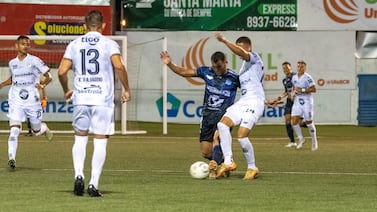 Municipal Pérez Zeledón sufrió de más para seguir vivo en el Torneo de Copa