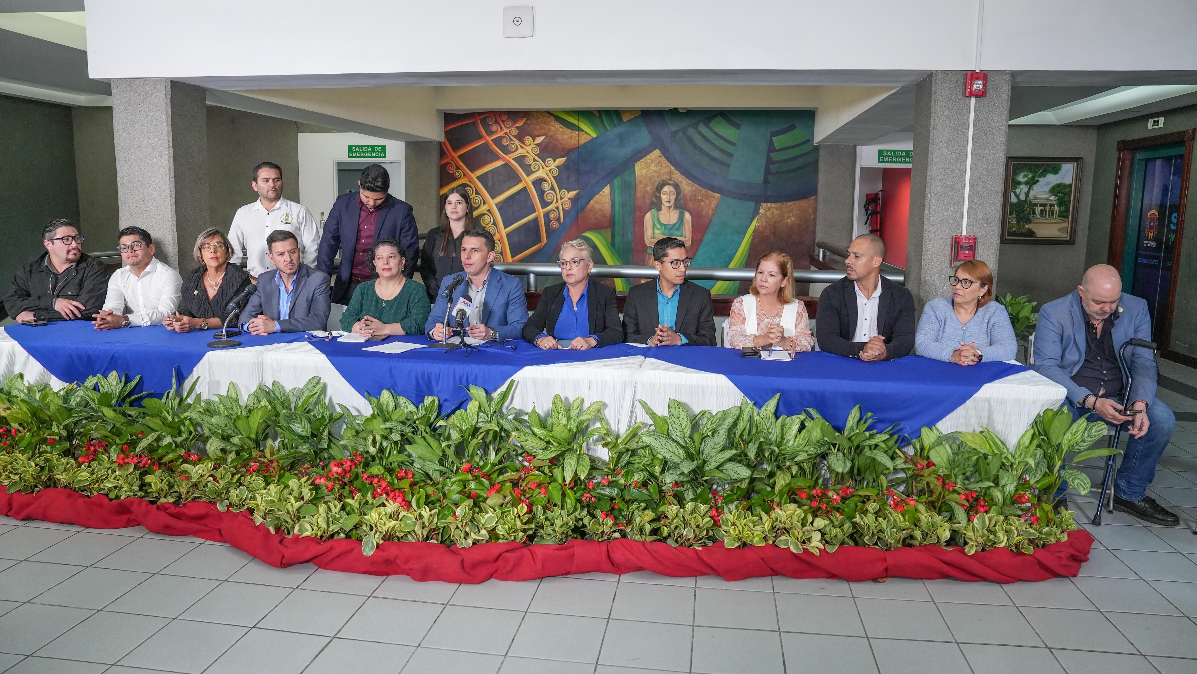 Varias municipalidades de la GAM pidieron que se anule el decreto ejecutivo del Ministerio de Salud sobre la gestión de los residuos sólidos.