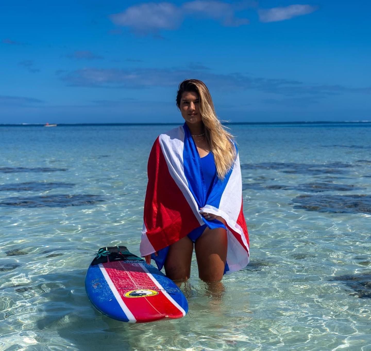 Brisa Hennessy está lista para salir al mar y pelear por la medalla en París 2024. Foto: Cortesía CON