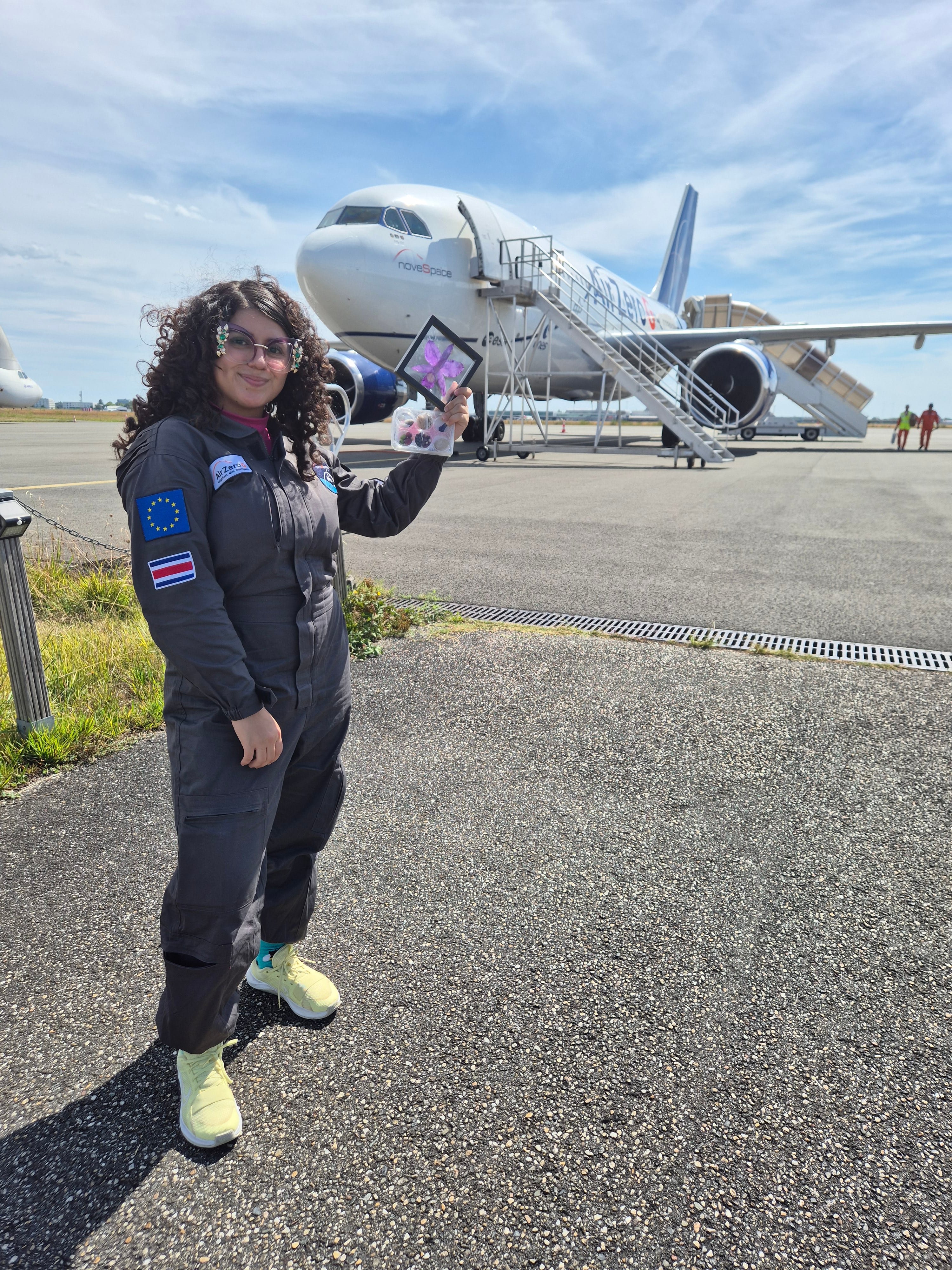 Fiorella Arias, ingeniera en Biotecnología graduada del TEC, llevó a gravedad cero, cultivos y el orgullo tico a un vuelo de práctica espacial con microgravedad en Francia