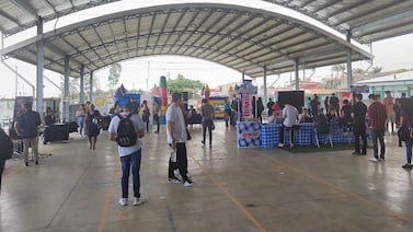 ¡Hay bretecito! Feria de empleo en Guápiles ofrece 250 puestos de trabajo