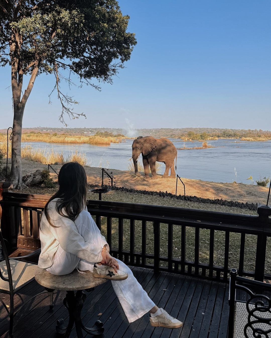 Luciana "Lula" Prada, heredera de Teletica, en África