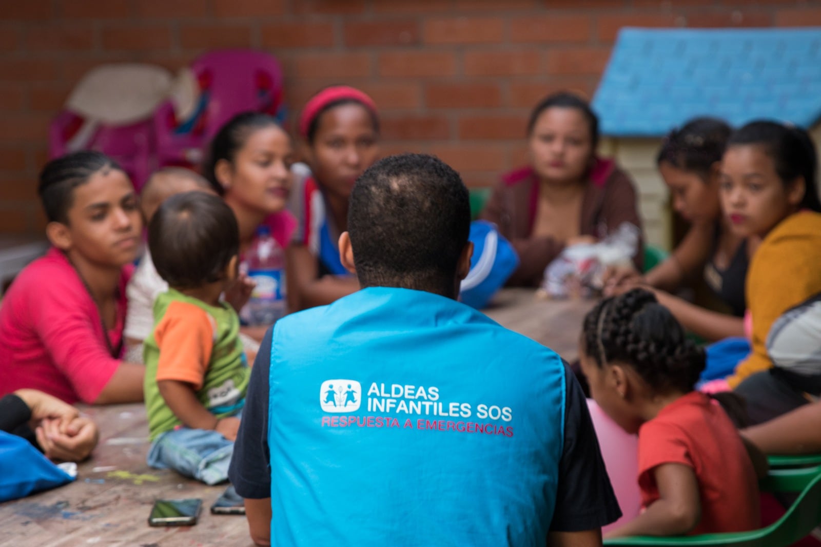 La alianza con Terra Quintas permitirá financiar sesiones de terapia psicológica para 386 menores y jóvenes atendidos por Aldeas Infantiles SOS en el país