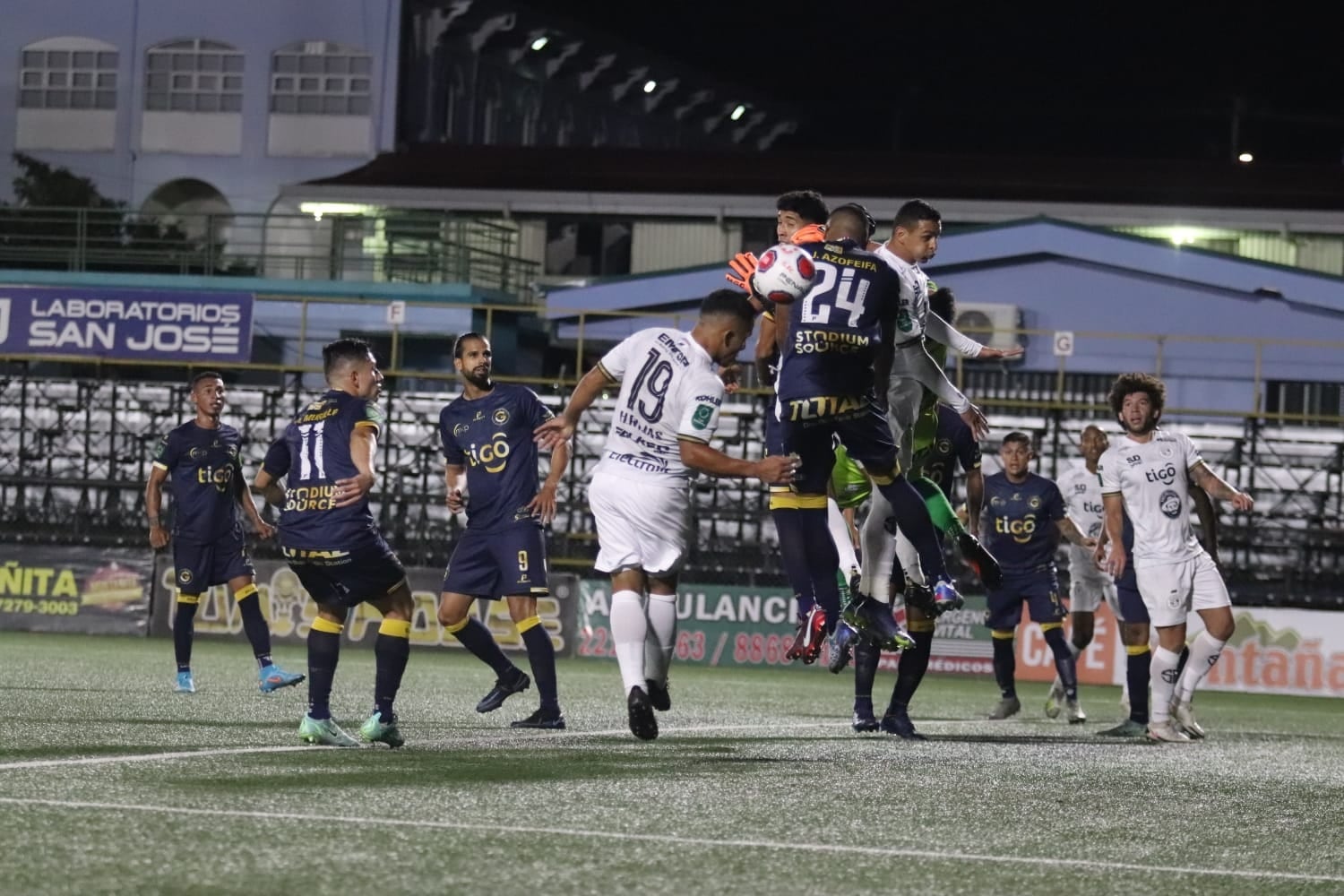 Los josefinos reaccionaron luego de caer por la mínima y remontaron el marcador. Prensa Sporting.