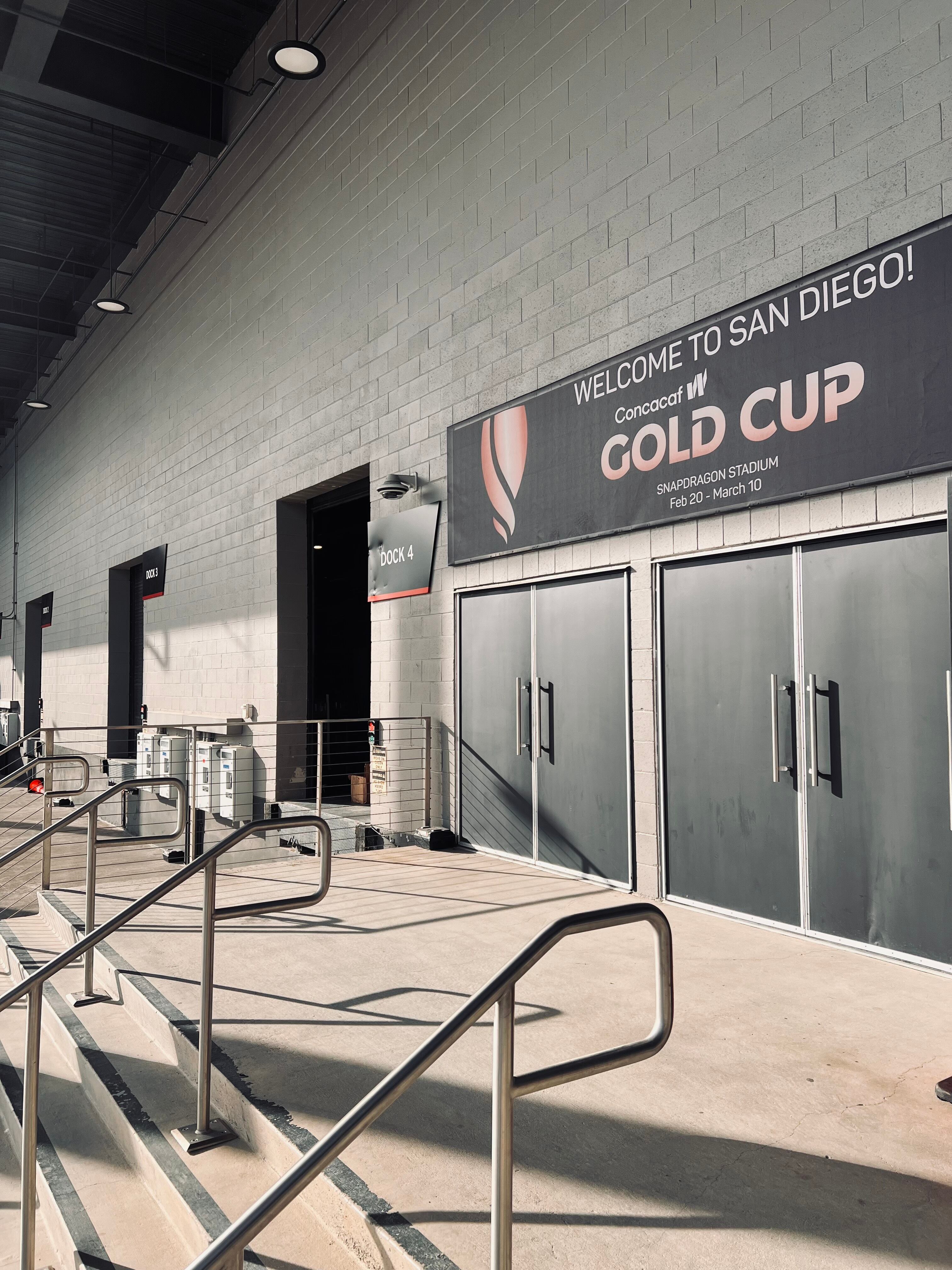 Periodista y locutora Rose Davis en la semifinal y final de la Copa Ora Femenina 2024 en San Diego, California, Estados Unidos