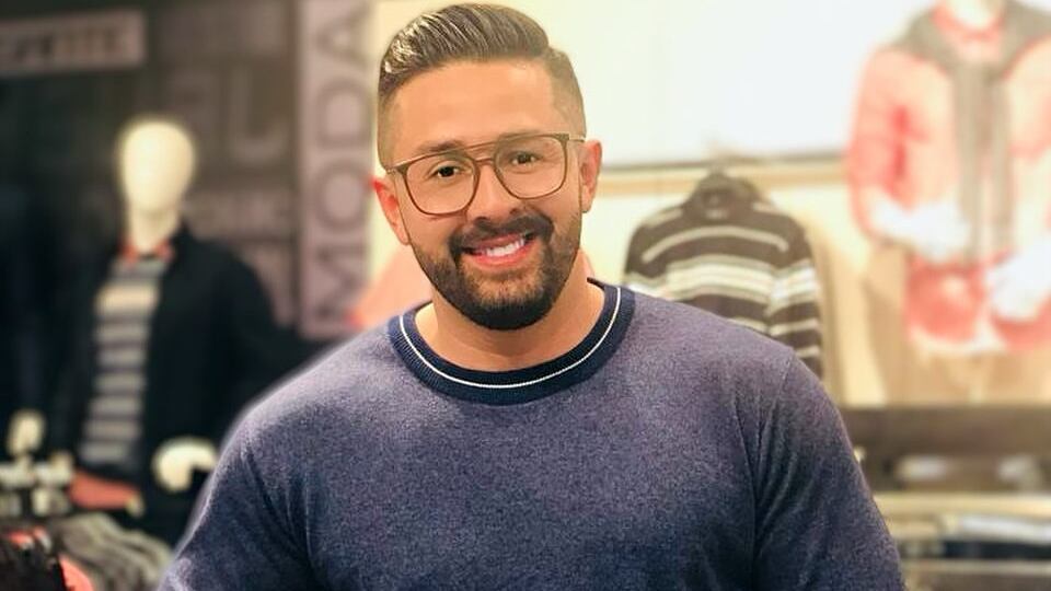 Omar Cascante, periodista y presentador de televisión.