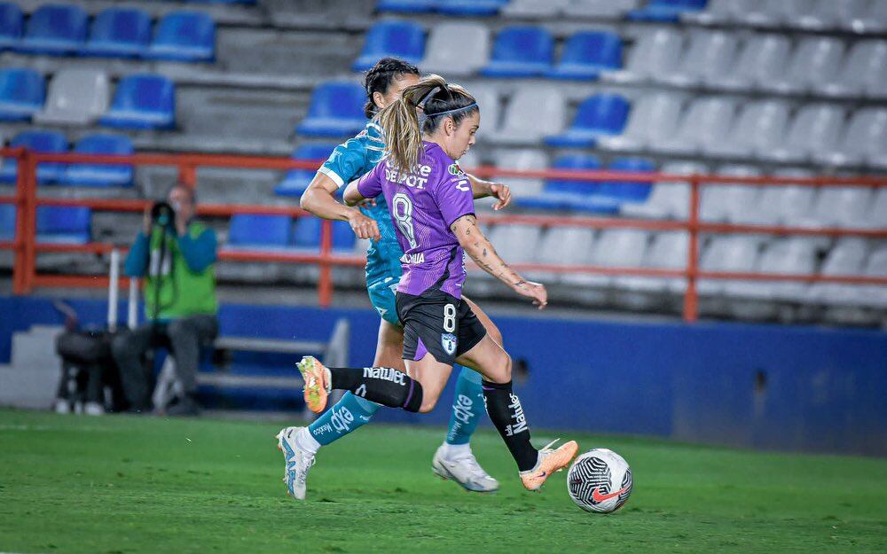 Priscilla Chinchilla, Pachuca, México