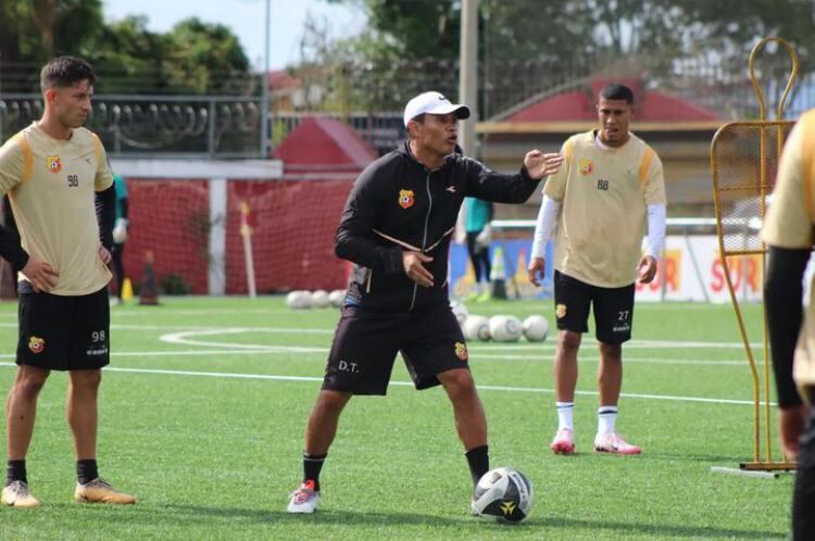 Herediano
Wálter Centeno
Torneo Apertura 2024
Entrenamiento estadio Carlos Alvarado
7 de junio del 2024
Cortesía: Herediano